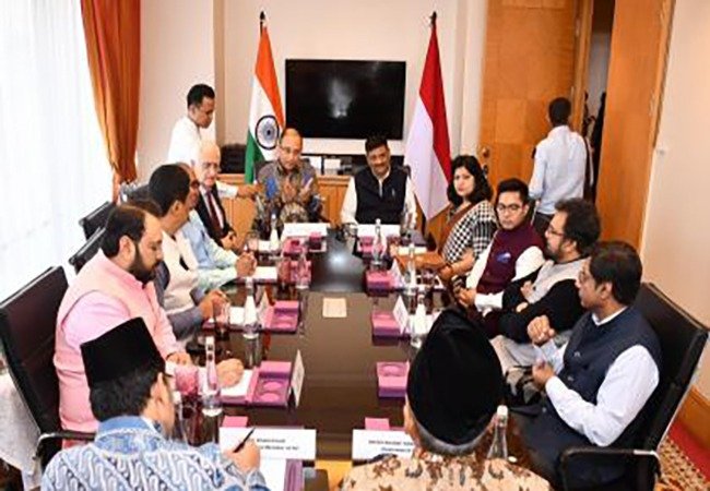इस्लामच्या नावावर सर्वात मोठ्या मुस्लिम देशाने सुनावले पाकिस्तानला 