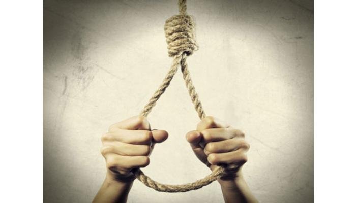 गळफास घेऊन एकाची आत्महत्या 