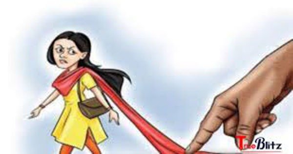 अल्पवयीन मुलीच्या विनयभंग प्रकरणी पित्यावरच गुन्हा 