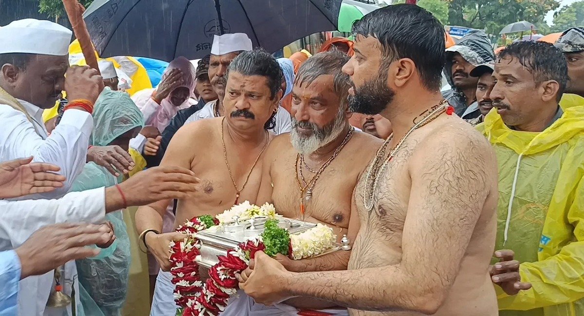 माऊलींचा परतीचा प्रवास सुरू 