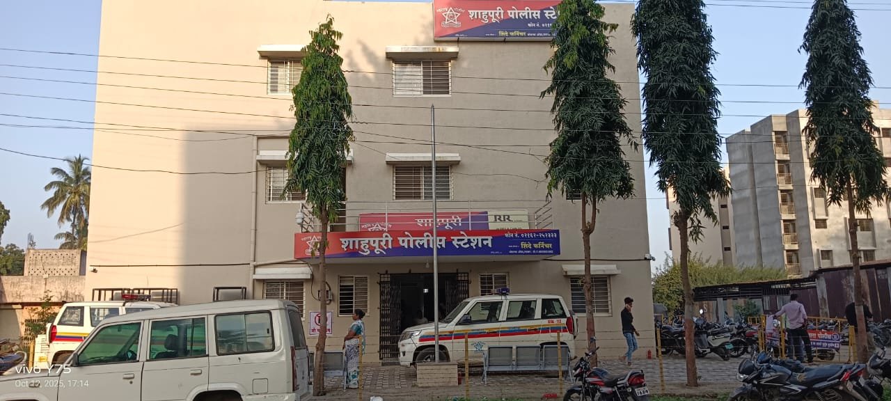 मारहाण, शिवीगाळ प्रकरणी दोन जणांविरोधात तक्रार 