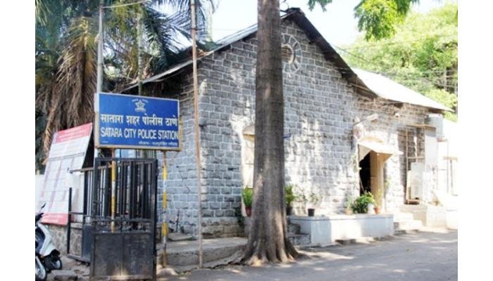 विवाहितेच्या छळ प्रकरणी तिघांवर गुन्हा 